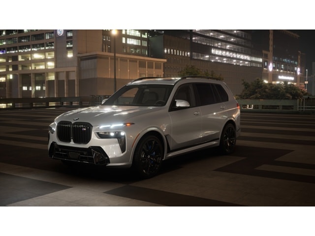 2026 BMW X7 M60i's photo