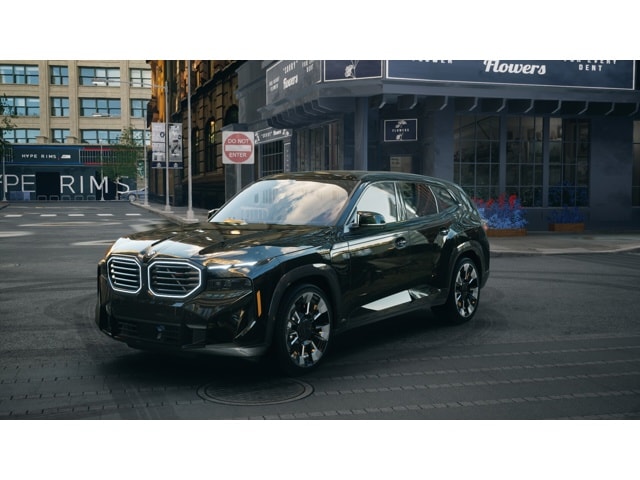 2026 BMW XM Base's photo