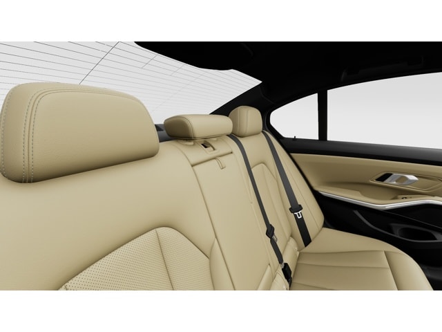 2025 BMW 3 Series 330i - Photo 36