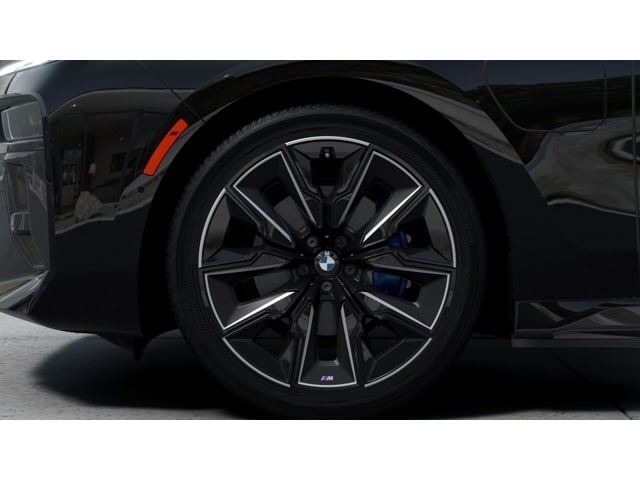 2026 BMW 7 Series 750e - Photo 36