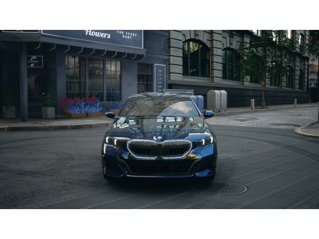 2026 Bmw 550e xDrive photo 3