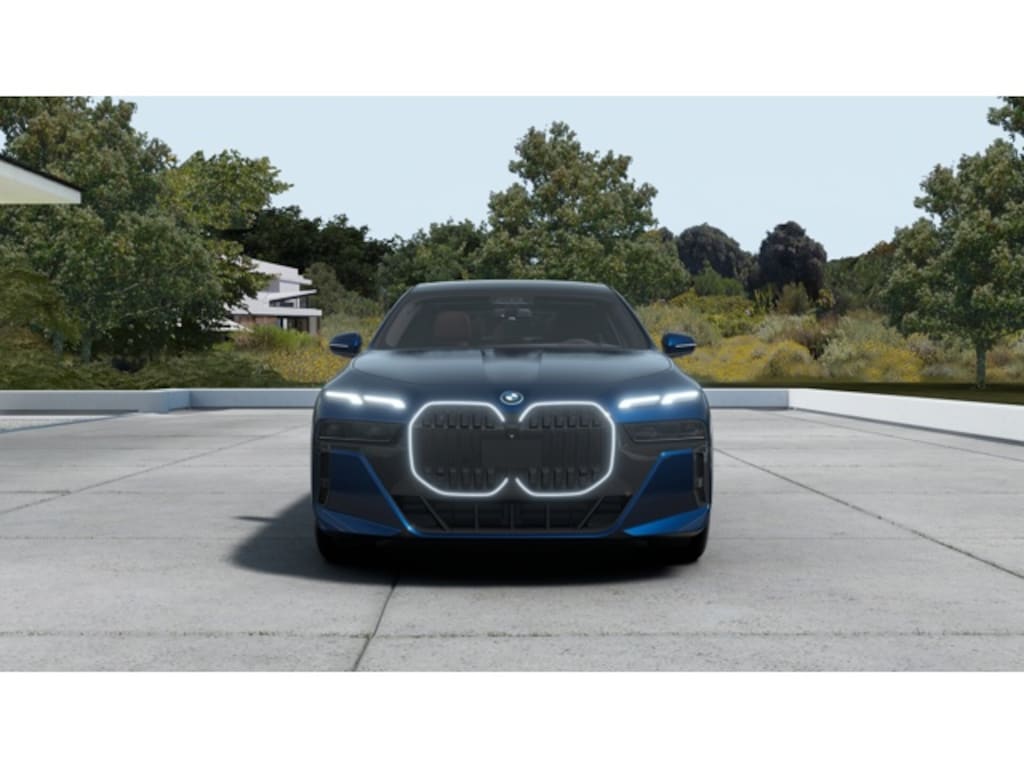 New 2026 BMW 750e xDrive Sedan