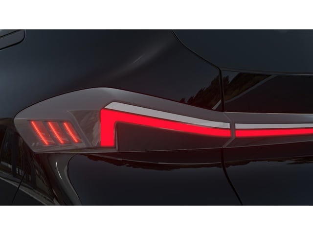 2026 BMW XM Base - Photo 8