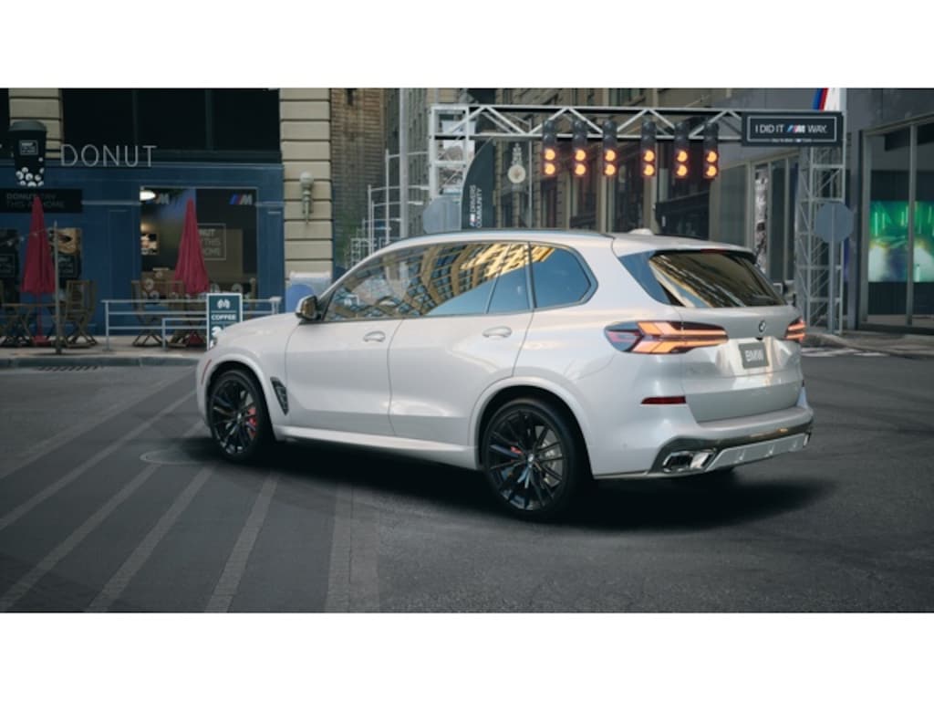 New 2026 BMW X5 xDrive40i SUV