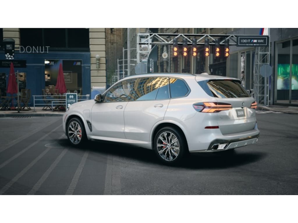 New 2026 BMW X5 PHEV xDrive50e SUV