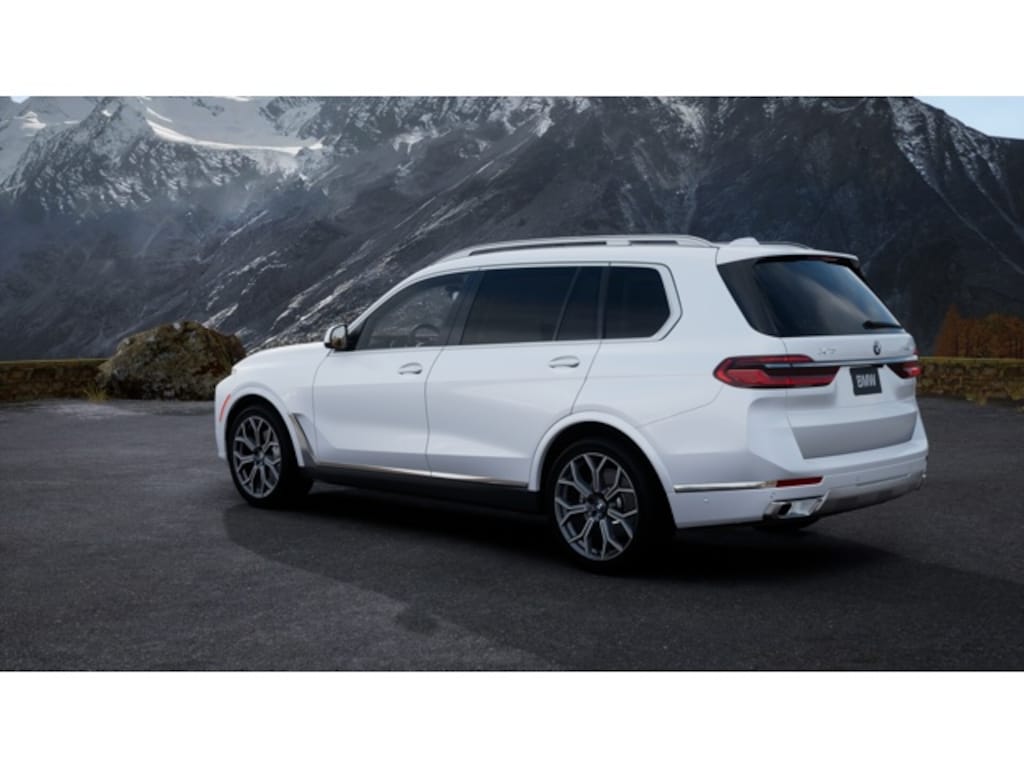 New 2026 BMW X7 xDrive40i SUV