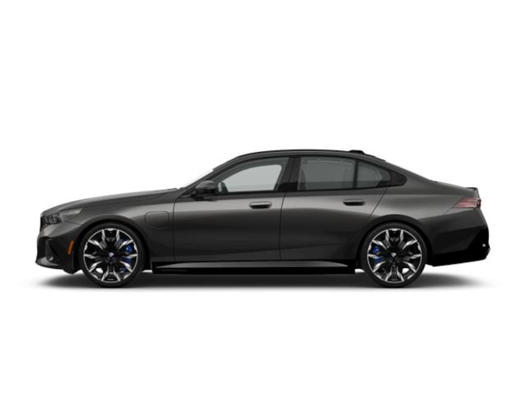 New 2026 BMW 550e xDrive Sedan
