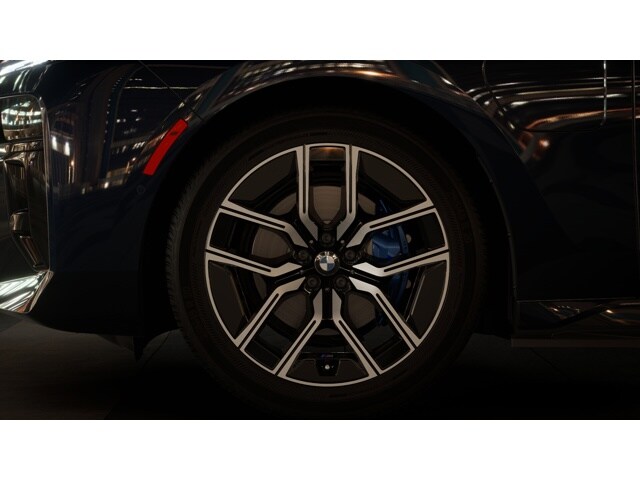 2025 BMW 7 Series 750e - Photo 51