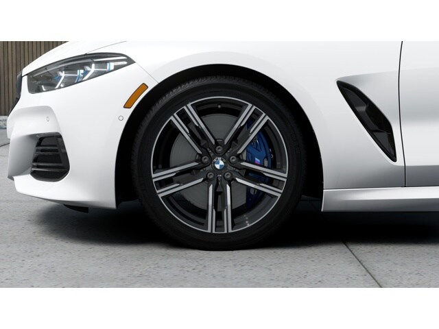 2026 BMW 8 Series 840i - Photo 32
