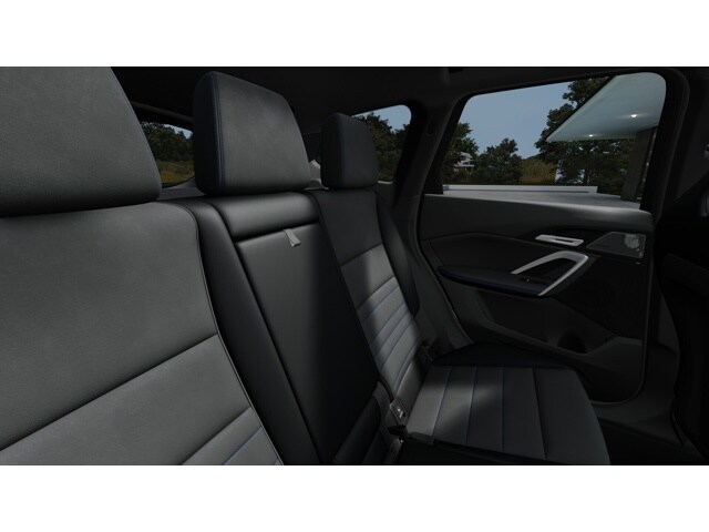2026 BMW X1 M35i - Photo 73