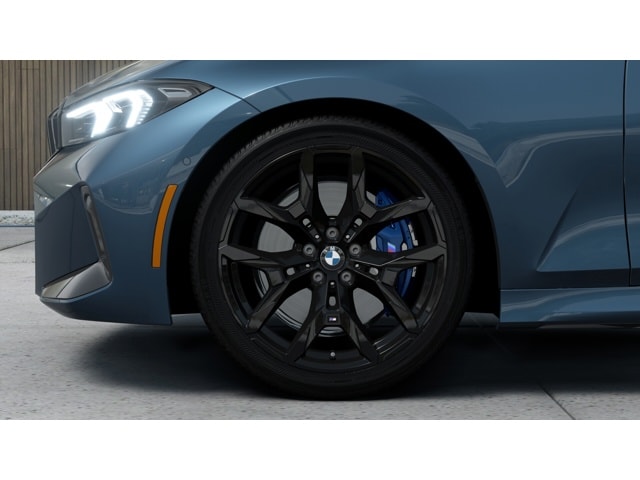 2026 BMW 3 Series 330i - Photo 7