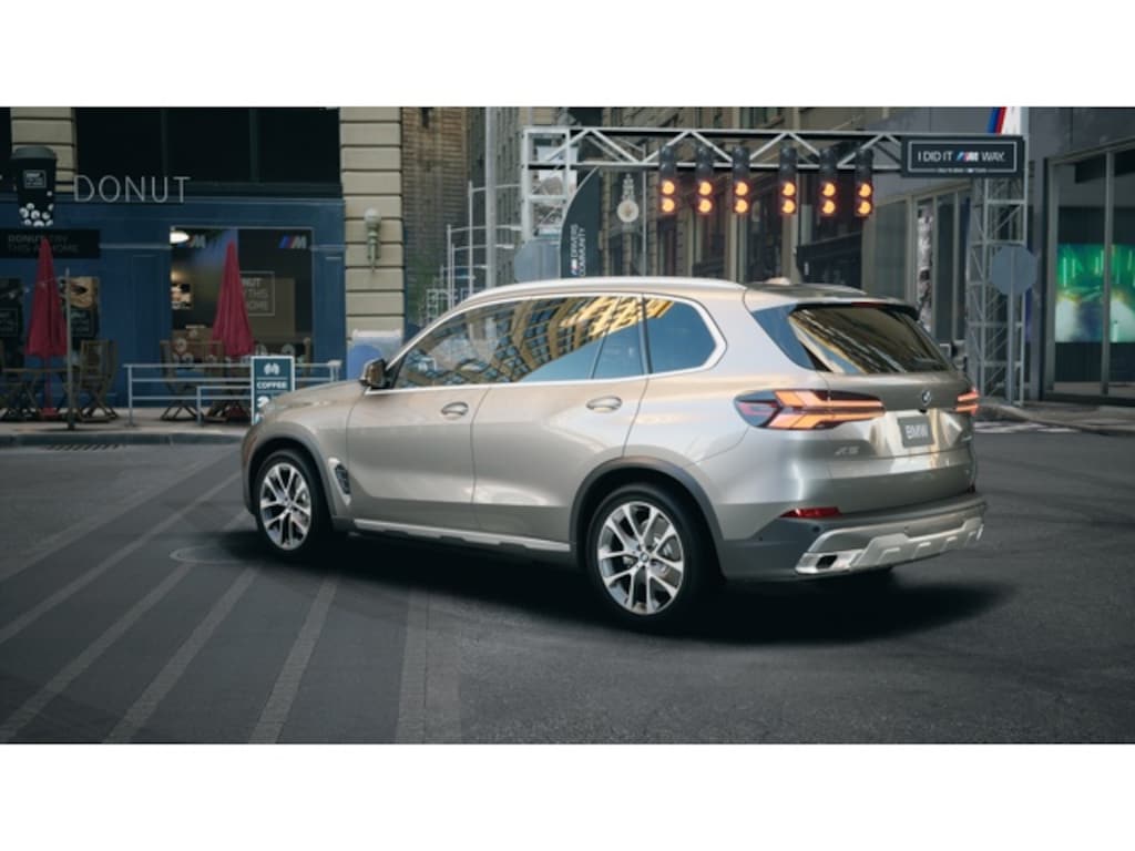 New 2026 BMW X5 xDrive40i SUV