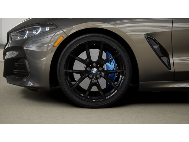2026 BMW 8 Series 840i - Photo 7