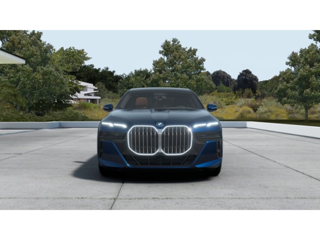 New 2026 BMW 750e xDrive Sedan