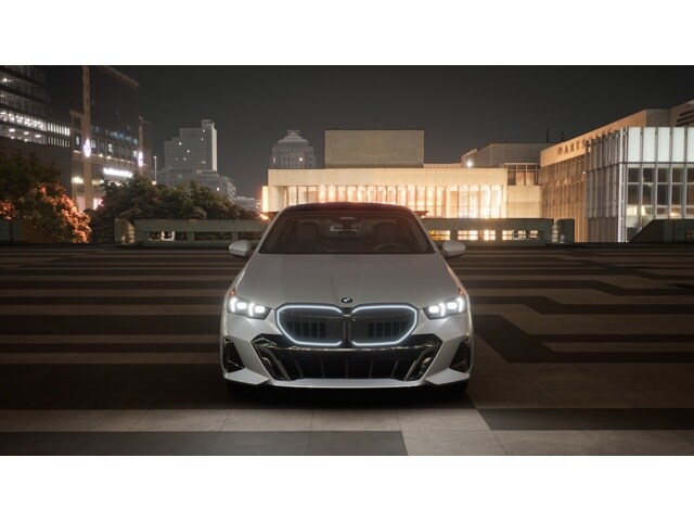 2026 Bmw 550e xDrive photo 3