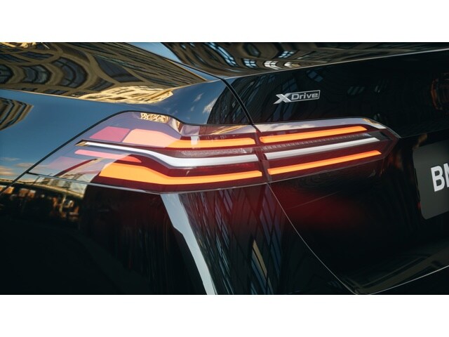 2026 BMW 5 Series 550e - Photo 53