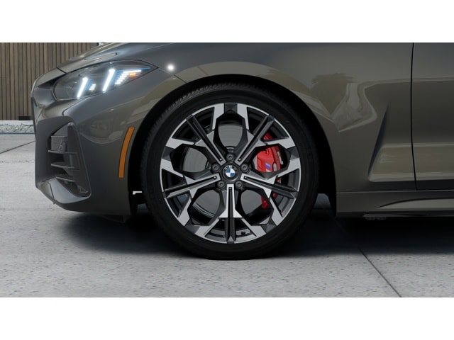 2027 BMW 4 Series M440i - Photo 7