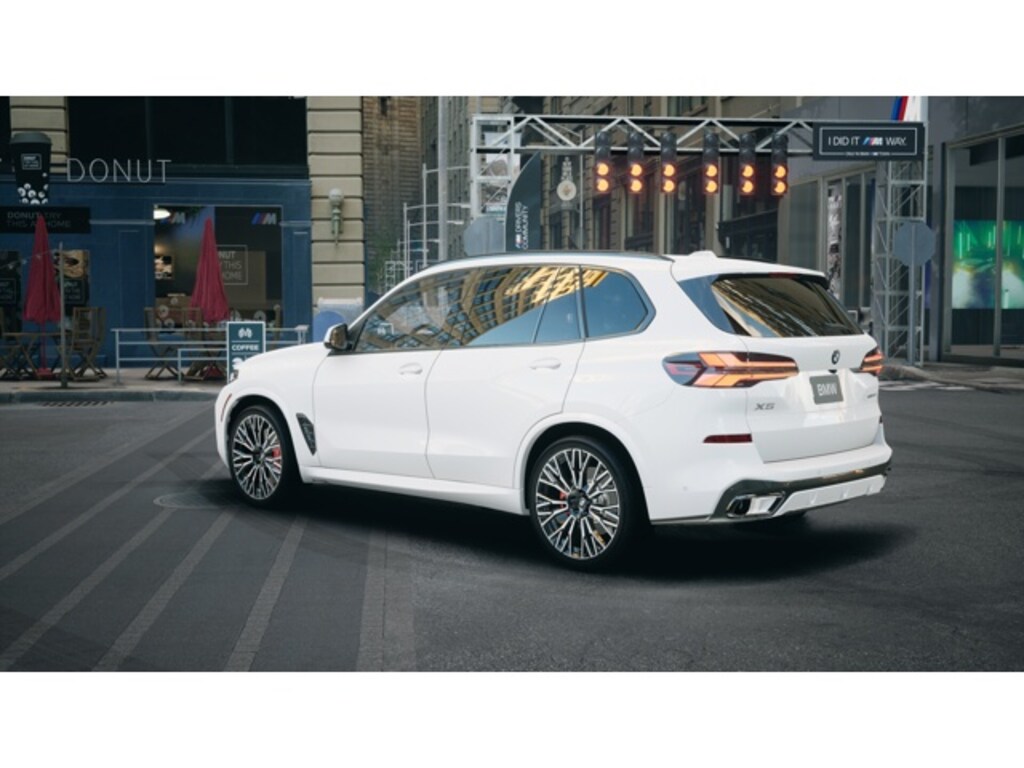 New 2026 BMW X5 sDrive40i SUV