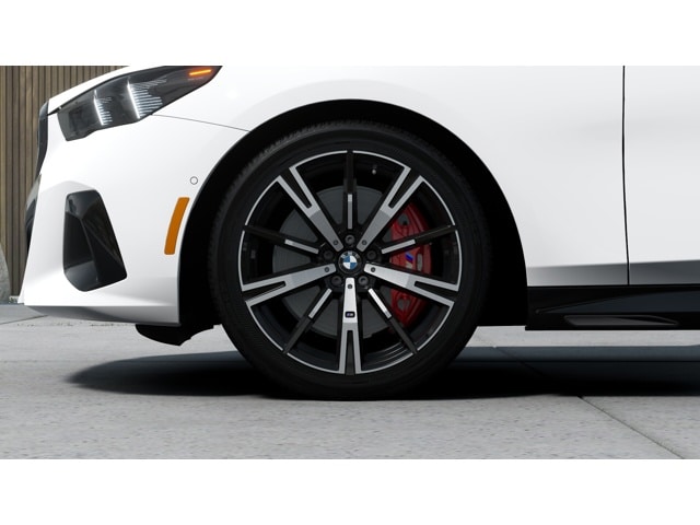 2026 BMW 5 Series 540i - Photo 7