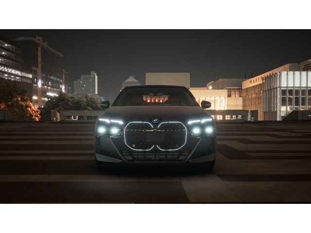 2025 Bmw 750e 750e xDrive photo 3