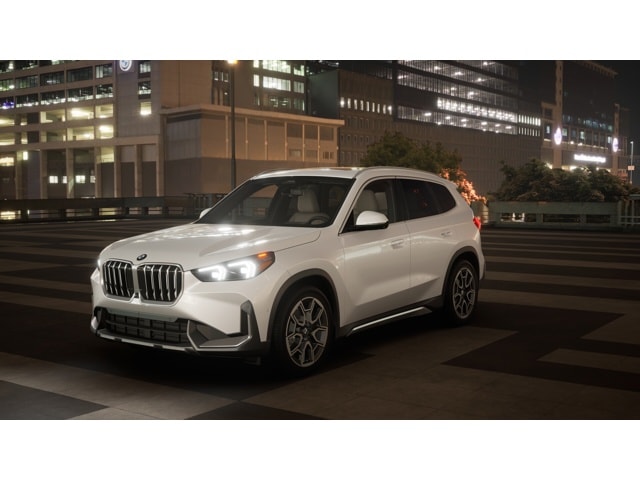 2026 BMW X1 28i's photo