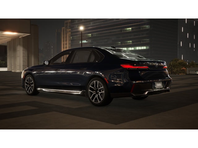 2026 BMW 7 Series 750e - Photo 45