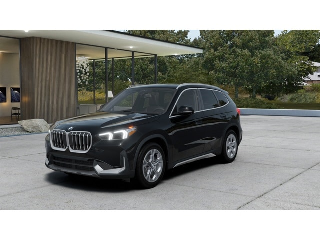2026 BMW X1 28i's photo