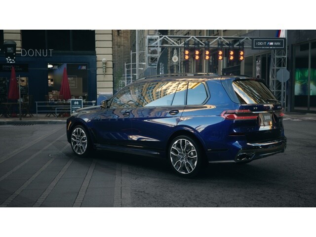 2026 Bmw X7 M60i photo 2