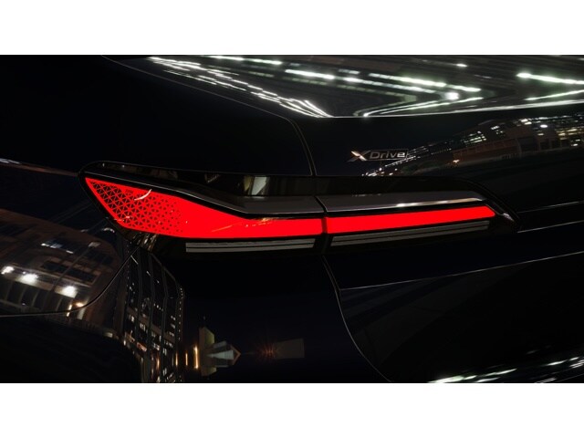 2026 BMW 7 Series 750e - Photo 51