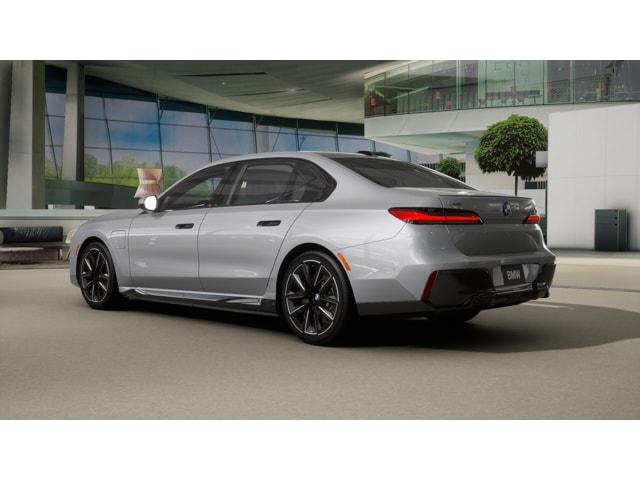 2025 BMW 7 Series 750e - Photo 19