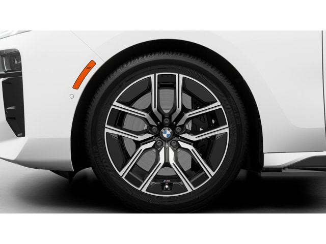 2025 BMW i7 50 - Photo 7
