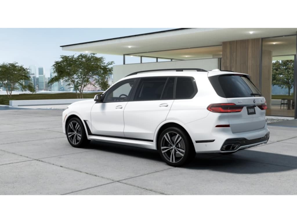 New 2026 BMW X7 M60i SUV