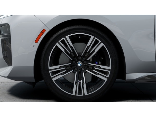 2025 BMW 7 Series 740i - Photo 39
