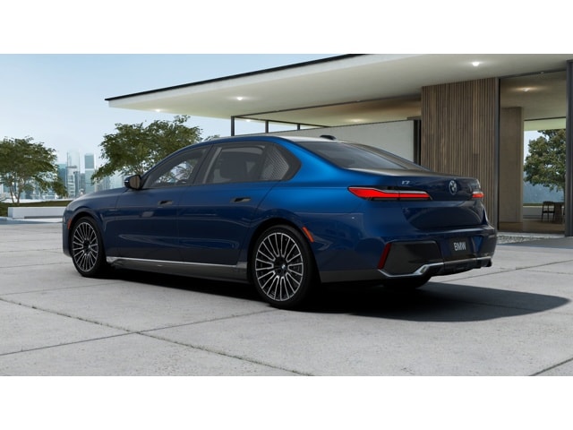 Used 2025 BMW i7 xDrive60 with VIN WBY53EJ04SCU90029 for sale in Solon, OH
