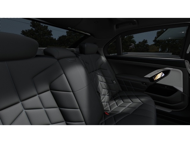 2025 BMW 7 Series 750e - Photo 27