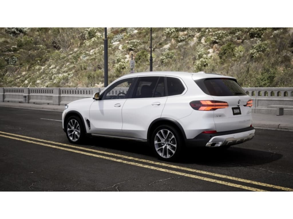 New 2026 BMW X5 xDrive40i SUV