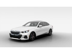 2027 BMW 550e xDrive