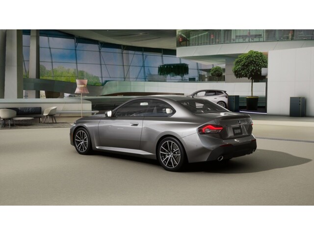 2025 Bmw 230i xDrive photo 2
