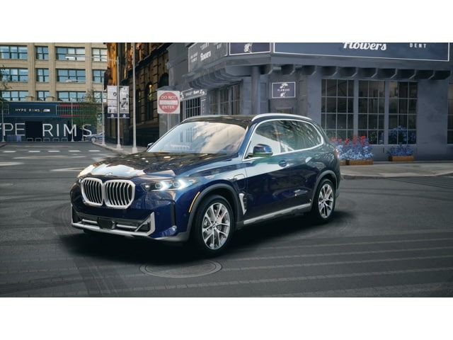 2026 BMW X5 50e's photo