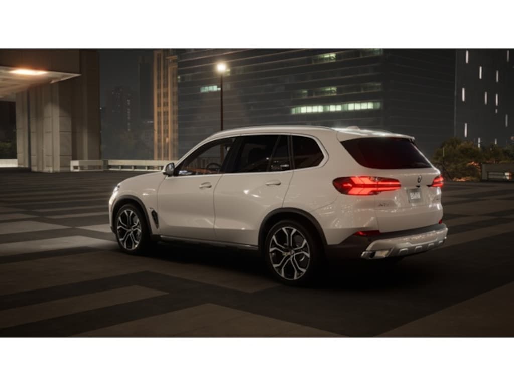 New 2026 BMW X5 sDrive40i SUV