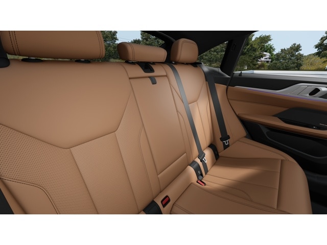 2026 BMW 4 Series M440i - Photo 12