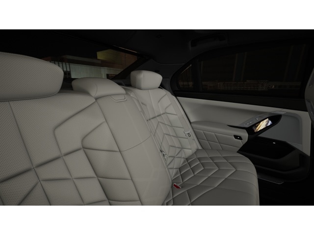 2026 BMW 7 Series 740i - Photo 55