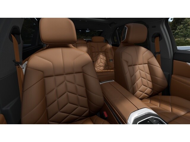 2026 Bmw 750e 750e xDrive photo 11