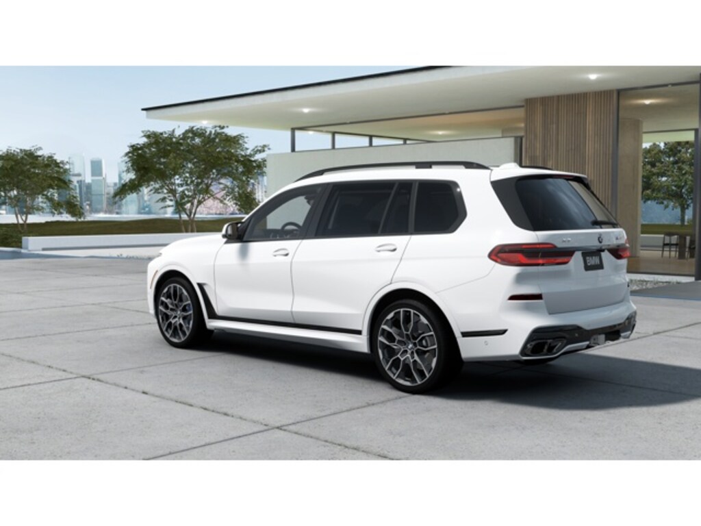 New 2026 BMW X7 M60i SUV