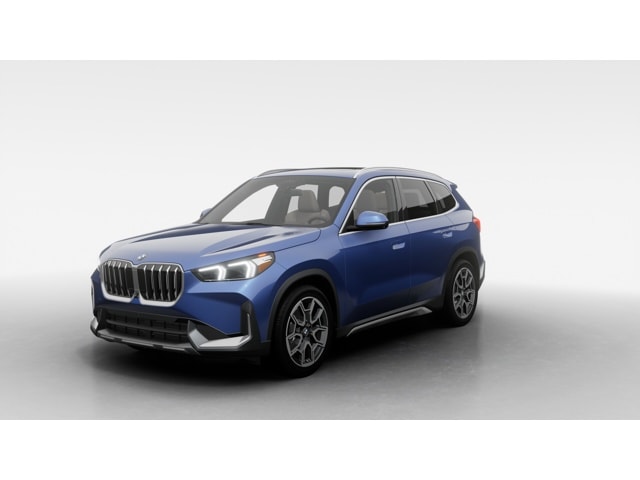 2025 BMW X1 28i's photo