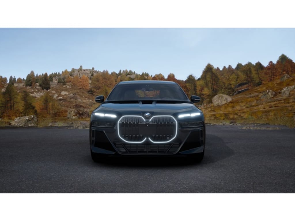 New 2026 BMW 740i xDrive Sedan