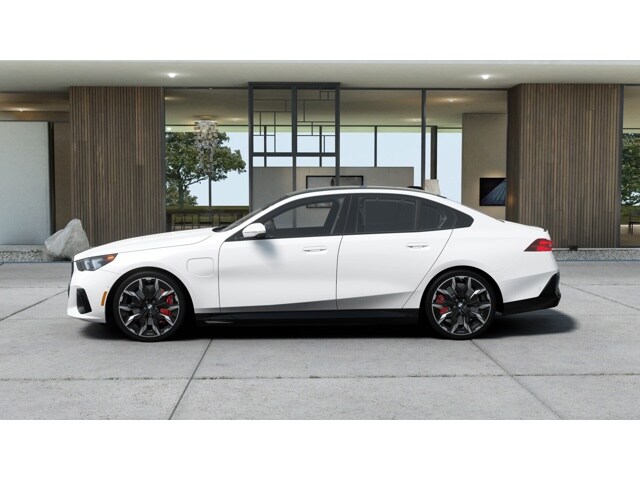 2026 Bmw 550e xDrive photo 4