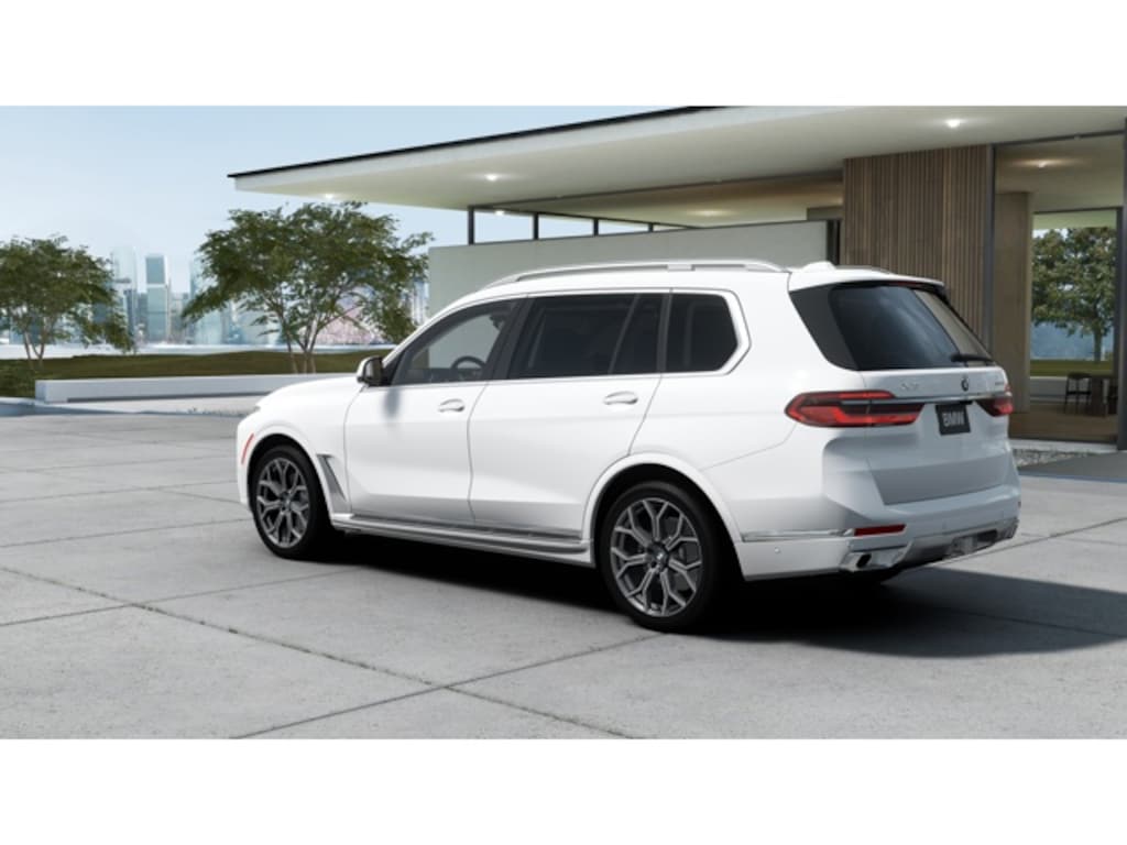New 2026 BMW X7 xDrive40i Sports Activity Vehicle