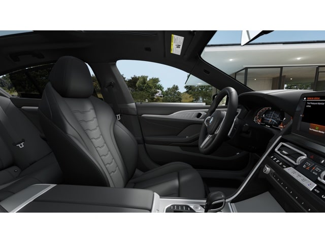 2026 BMW 8 Series 840i - Photo 31