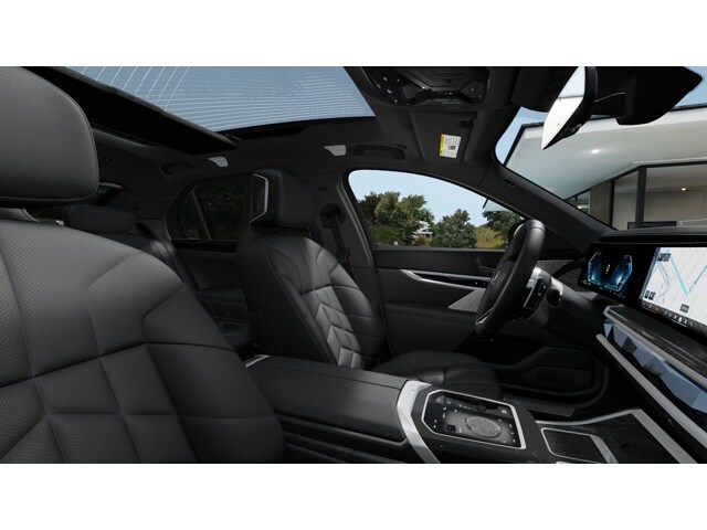 2026 BMW 7 Series 750e - Photo 37